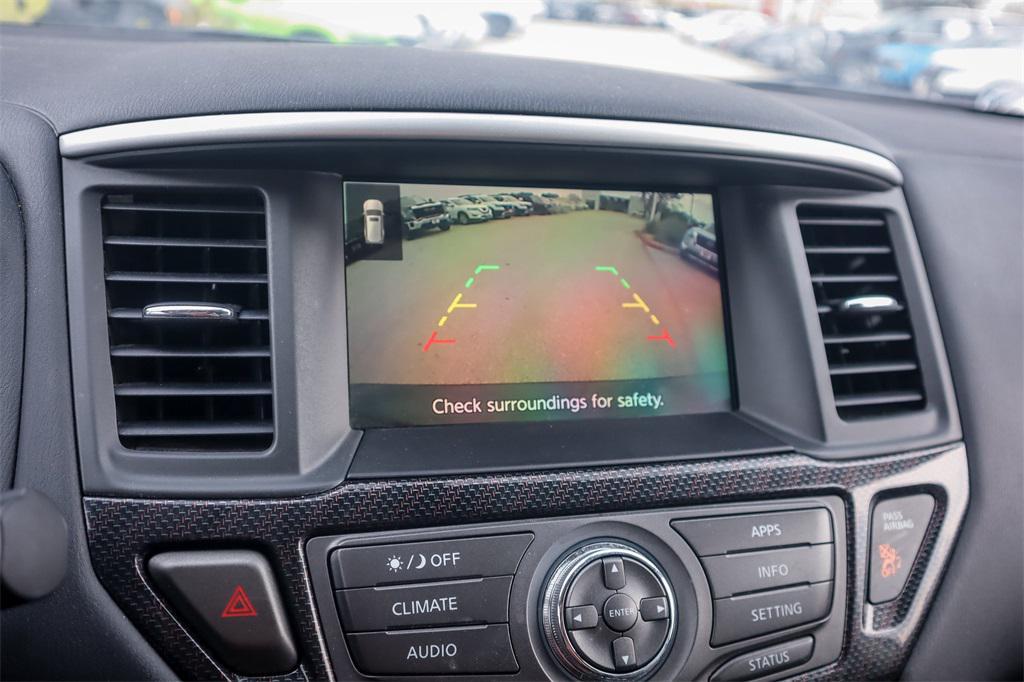 used 2020 Nissan Pathfinder car, priced at $20,000