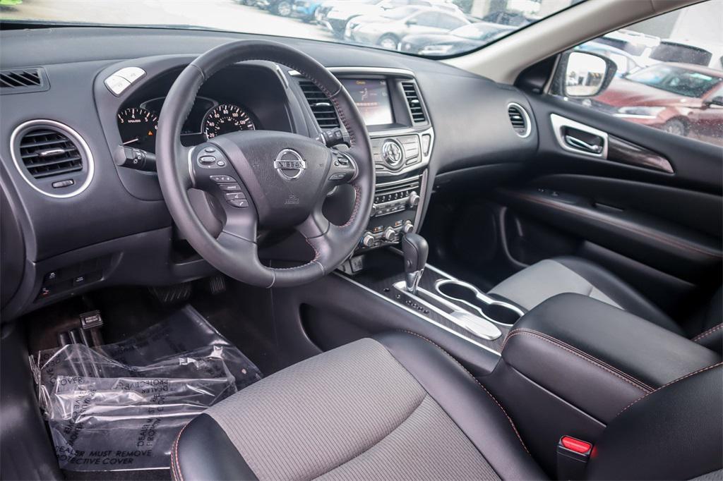 used 2020 Nissan Pathfinder car, priced at $20,000