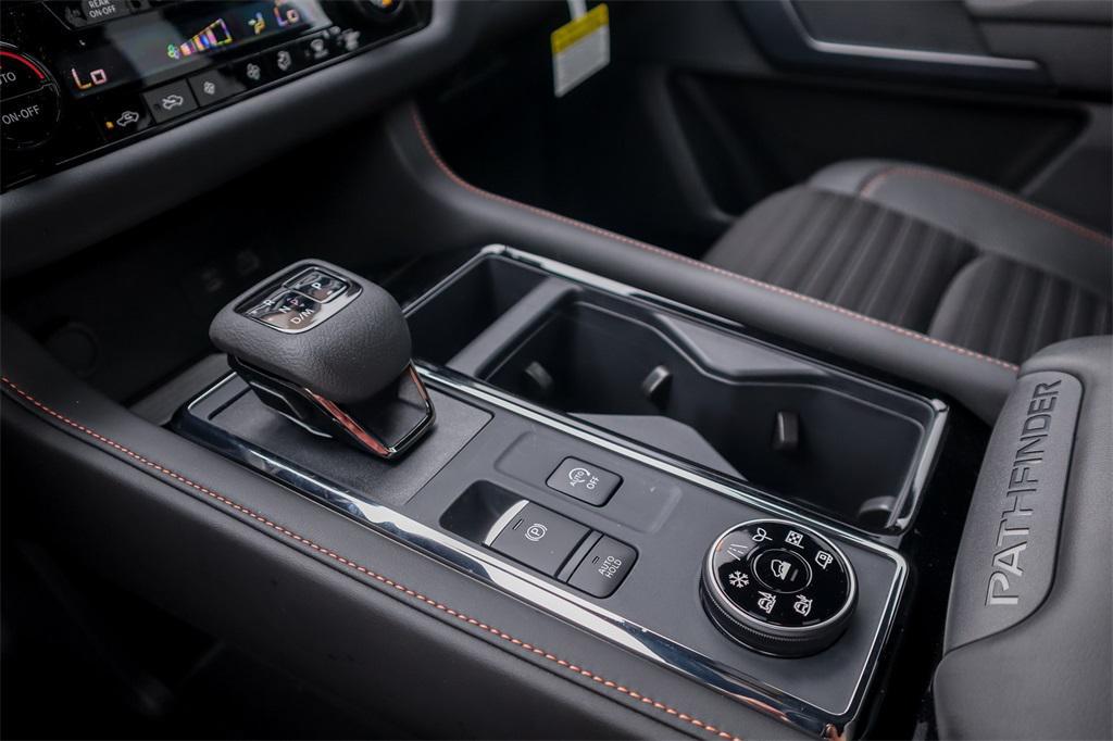 new 2025 Nissan Pathfinder car, priced at $39,326