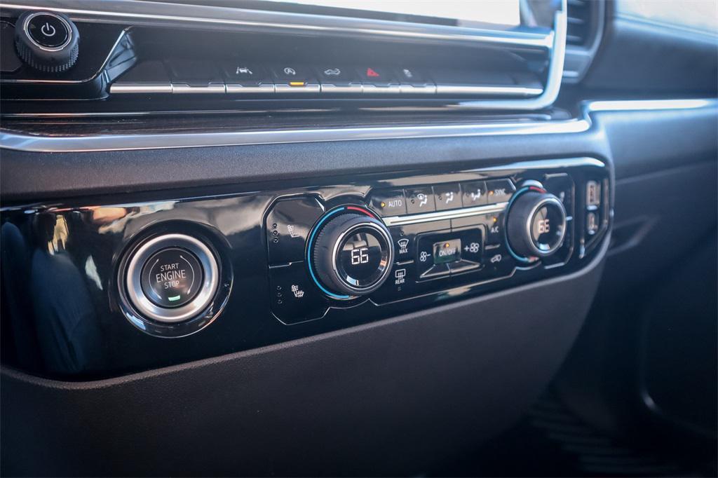 used 2022 Chevrolet Silverado 1500 car, priced at $31,748