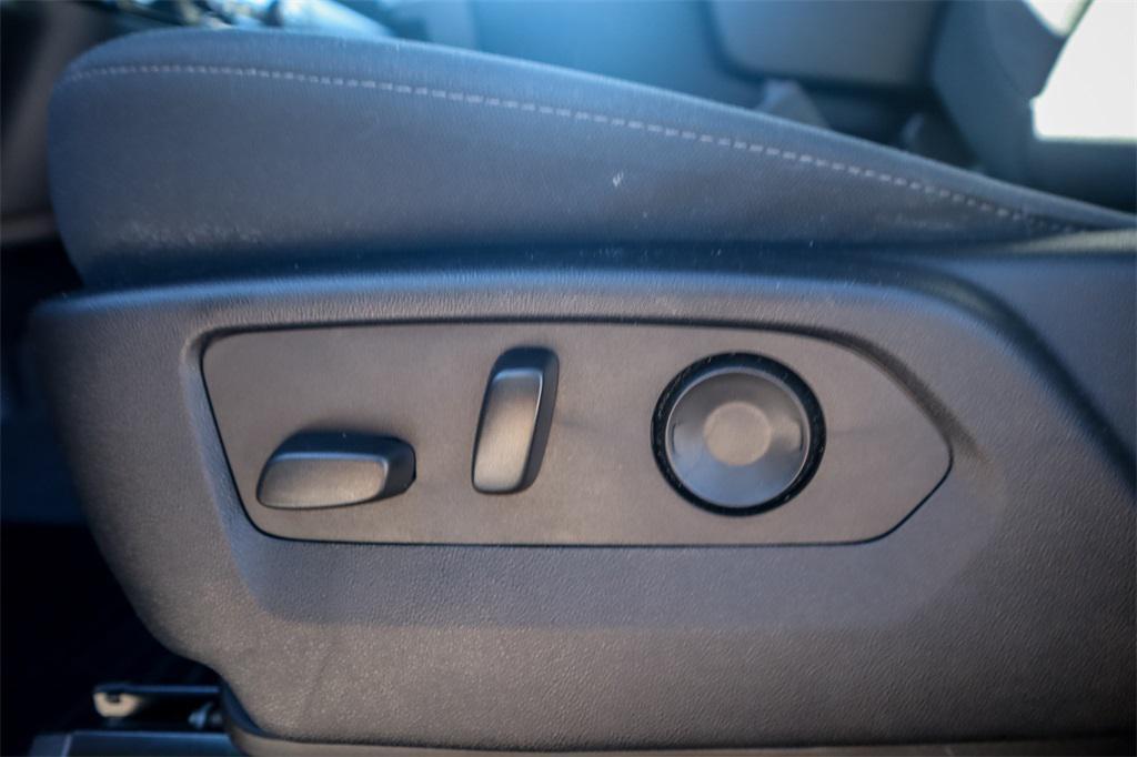 used 2022 Chevrolet Silverado 1500 car, priced at $31,748