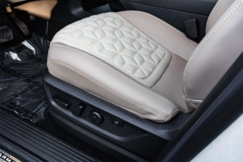 new 2025 Nissan Armada car, priced at $76,752