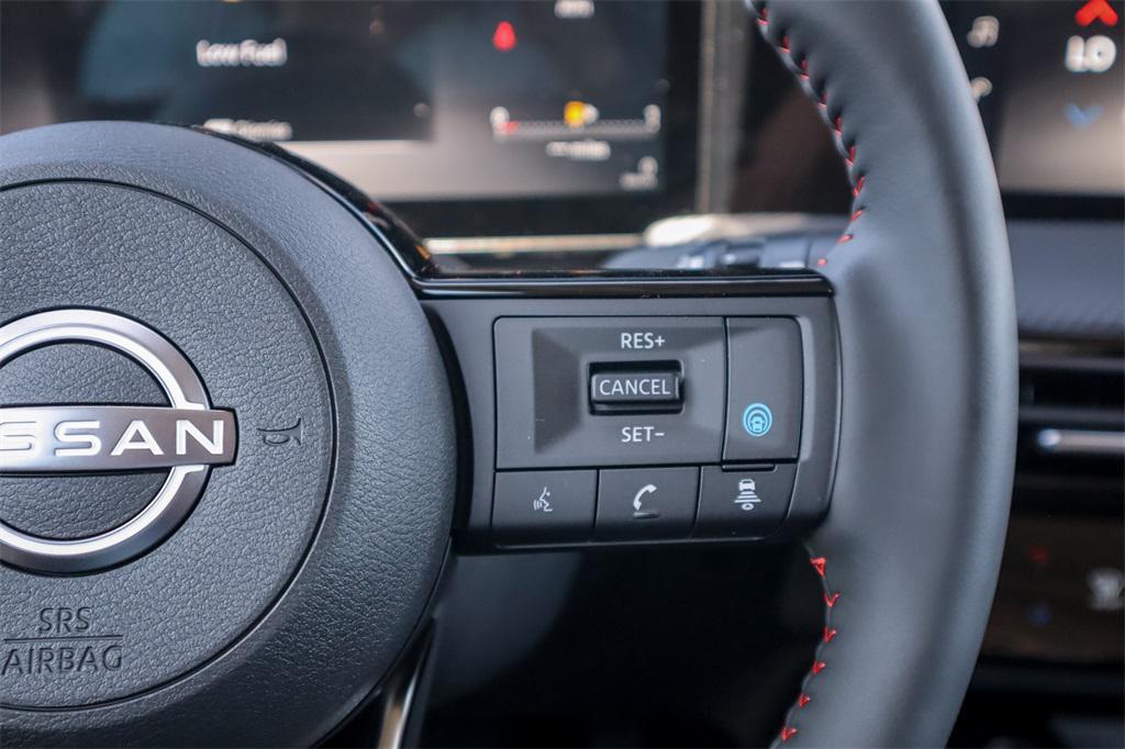 new 2025 Nissan Kicks car, priced at $29,785