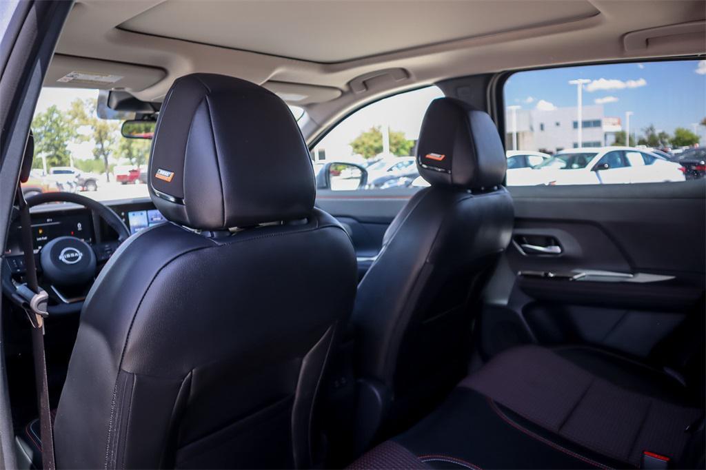 new 2025 Nissan Kicks car, priced at $29,785
