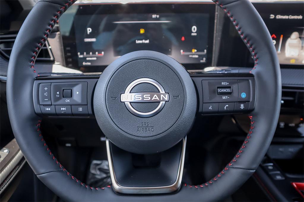 new 2025 Nissan Kicks car, priced at $29,785