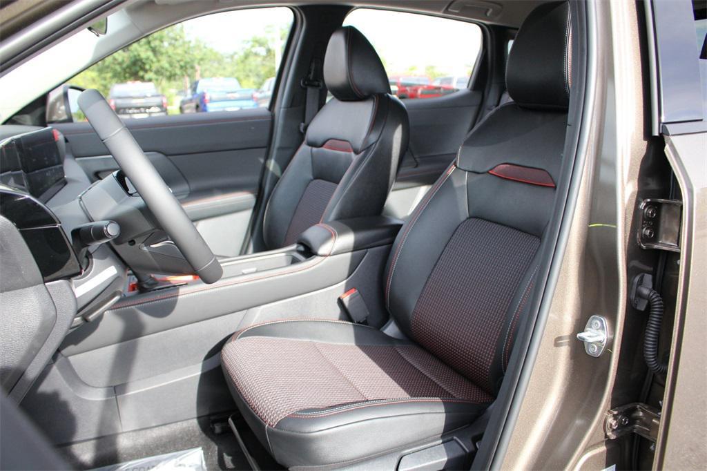 new 2025 Nissan Kicks car, priced at $26,706