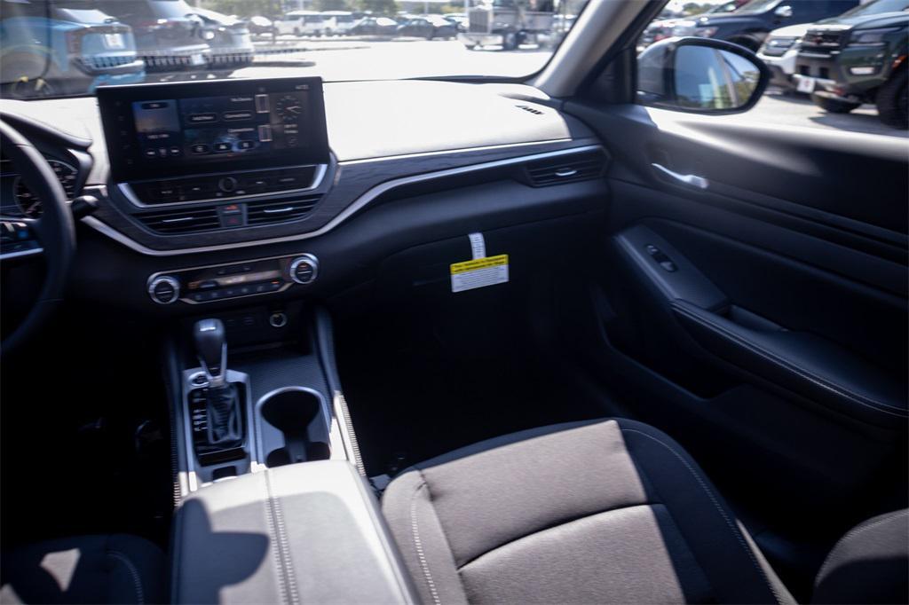 new 2025 Nissan Altima car, priced at $29,816