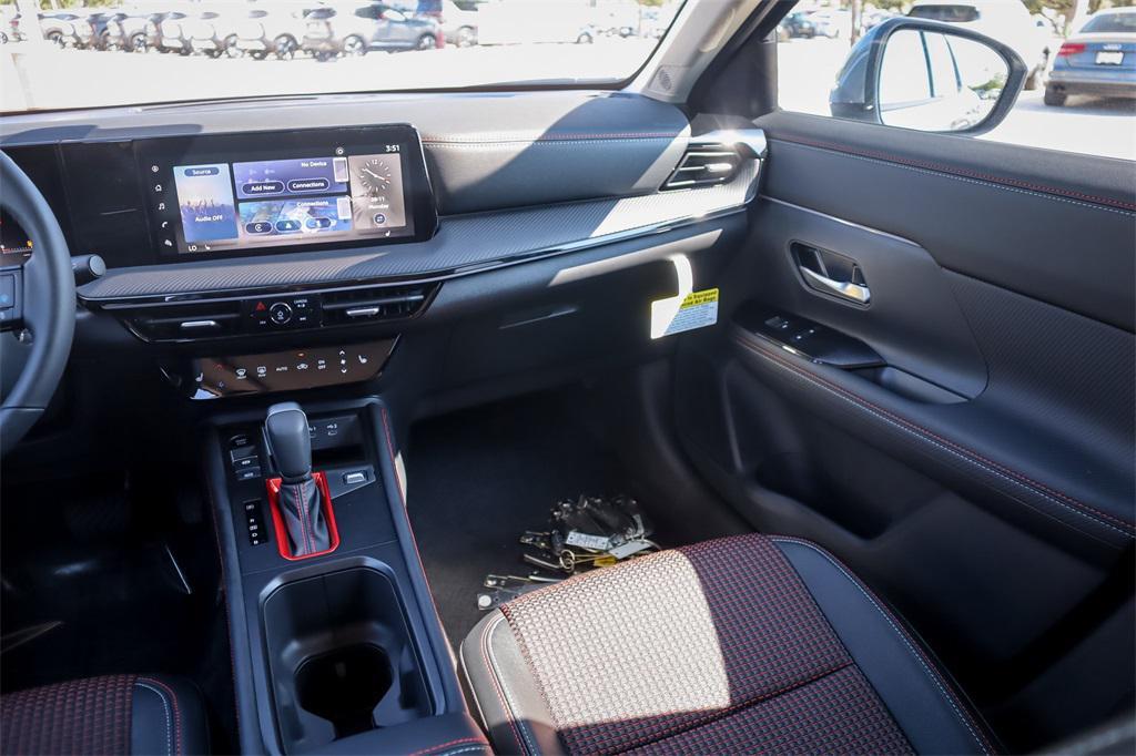 new 2025 Nissan Kicks car, priced at $30,451
