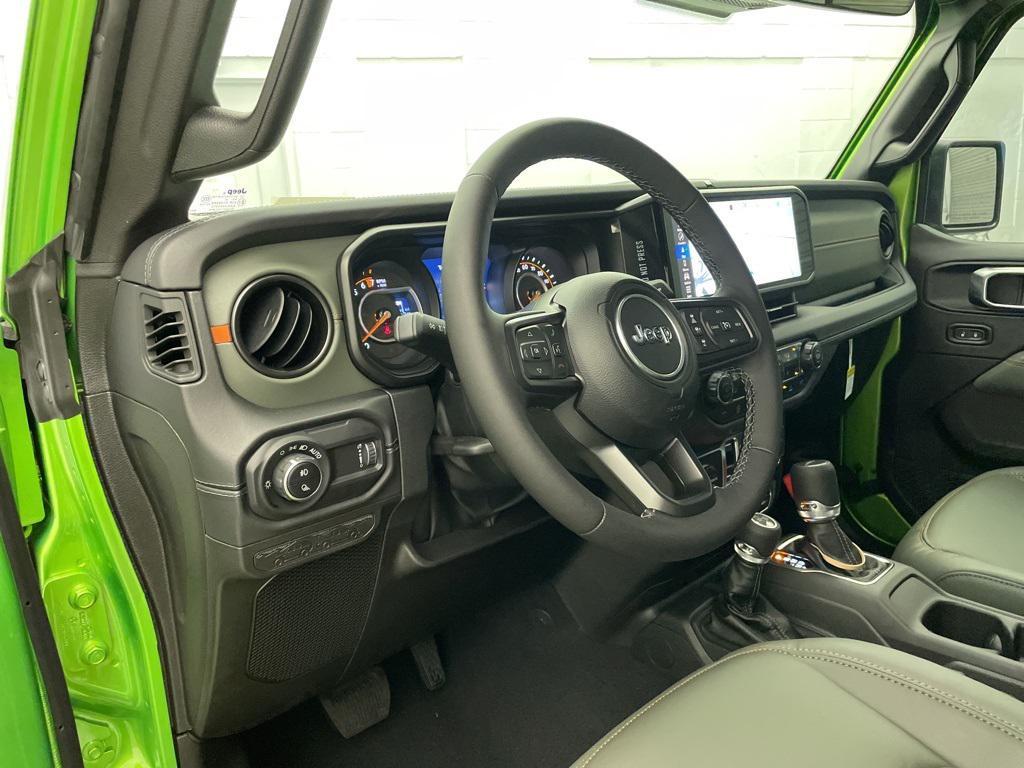 new 2025 Jeep Gladiator car, priced at $50,528