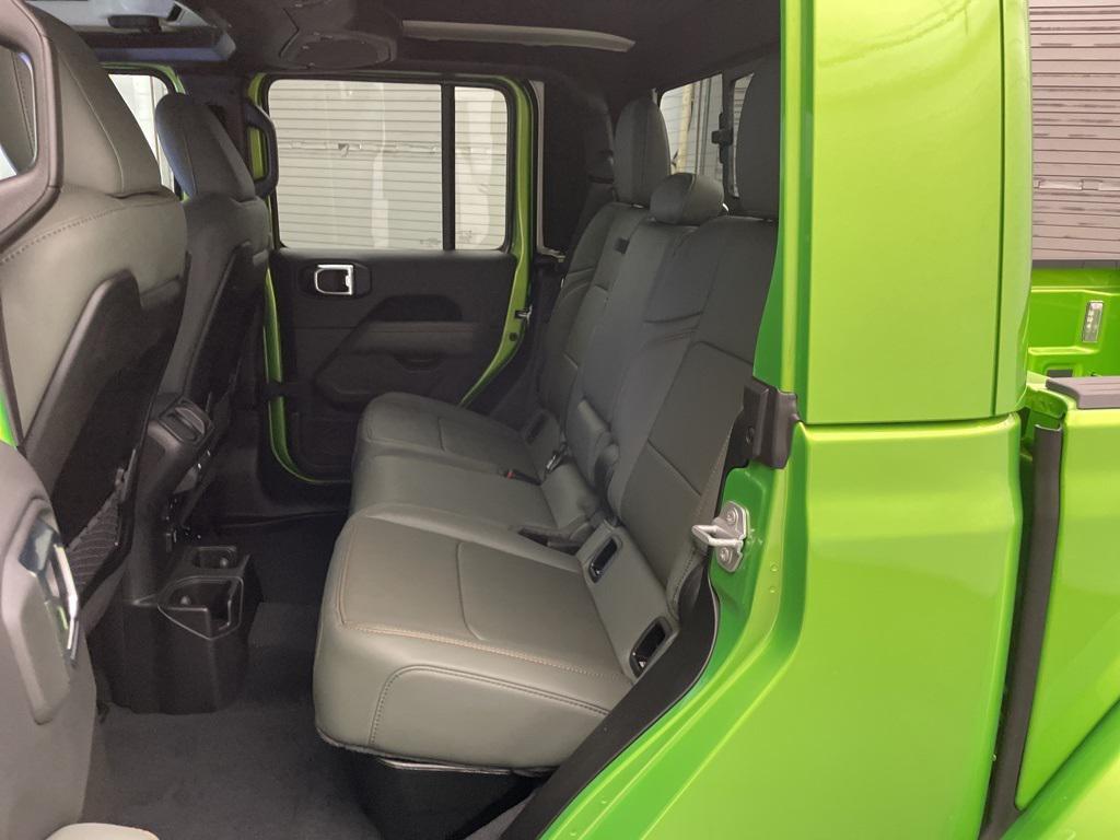 new 2025 Jeep Gladiator car, priced at $50,528