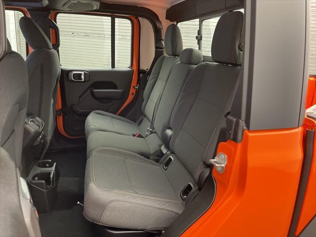 new 2025 Jeep Gladiator car, priced at $36,886