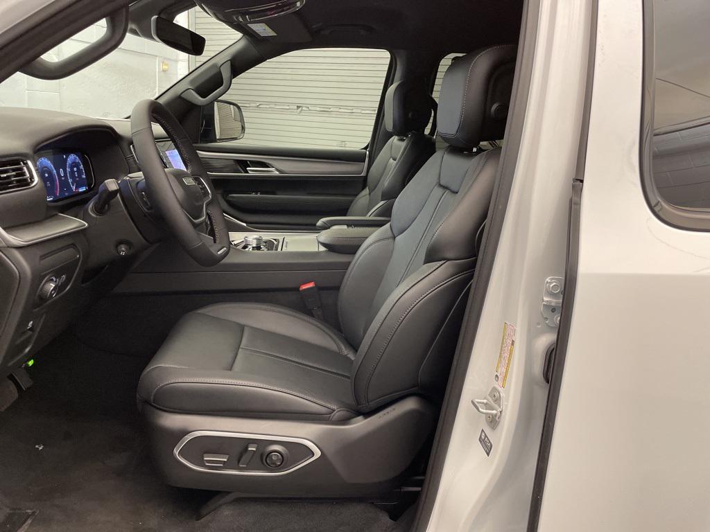 new 2025 Jeep Wagoneer car, priced at $67,327