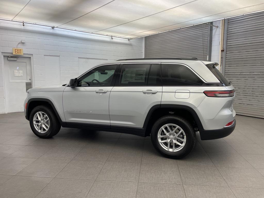 new 2025 Jeep Grand Cherokee car, priced at $35,221