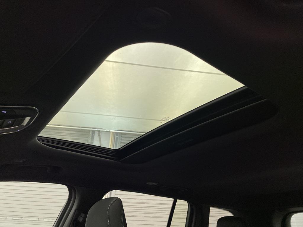 new 2025 Jeep Grand Cherokee car, priced at $35,221