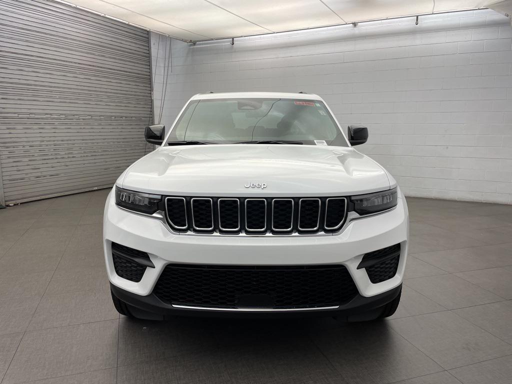 new 2025 Jeep Grand Cherokee car, priced at $31,654
