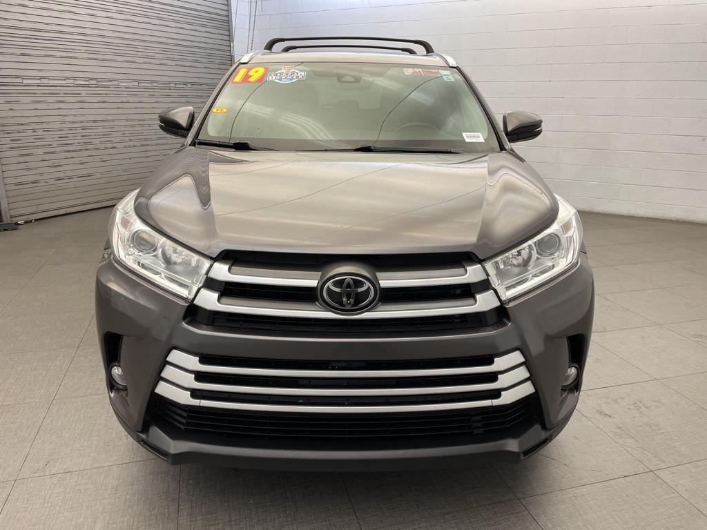 used 2019 Toyota Highlander car, priced at $26,173