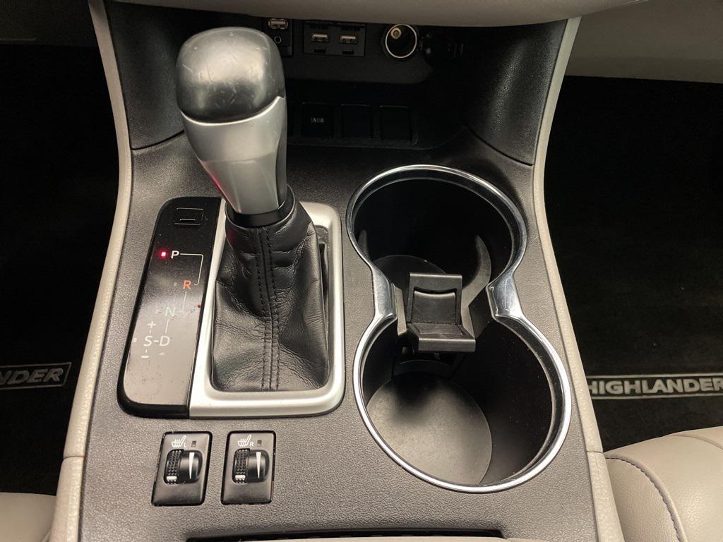 used 2019 Toyota Highlander car, priced at $26,173