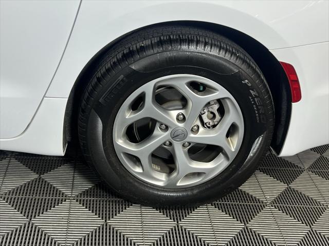 used 2024 Chrysler Pacifica car, priced at $41,973