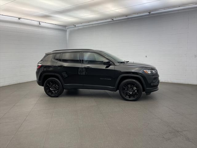 new 2025 Jeep Compass car, priced at $32,579