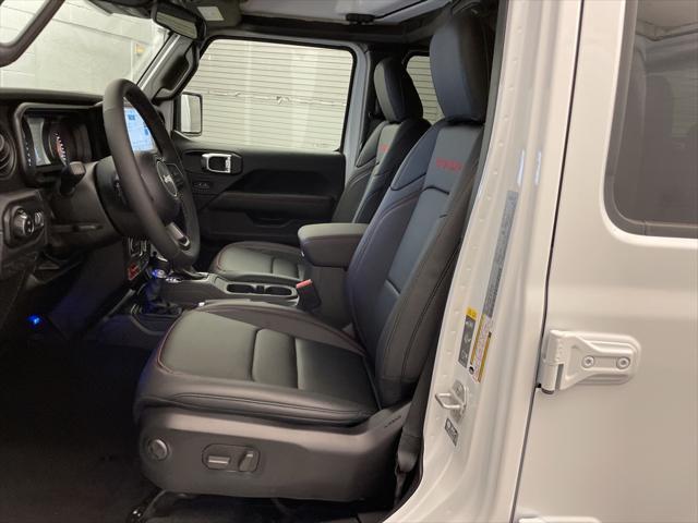 new 2025 Jeep Gladiator car, priced at $46,609