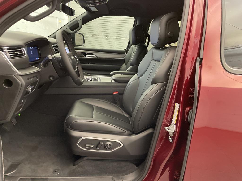 new 2025 Jeep Wagoneer car, priced at $59,456