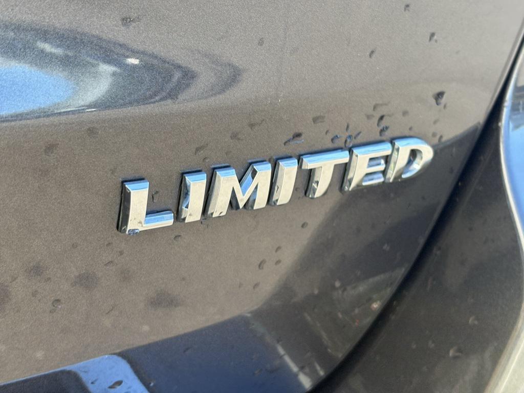 used 2017 Jeep Grand Cherokee car, priced at $14,973