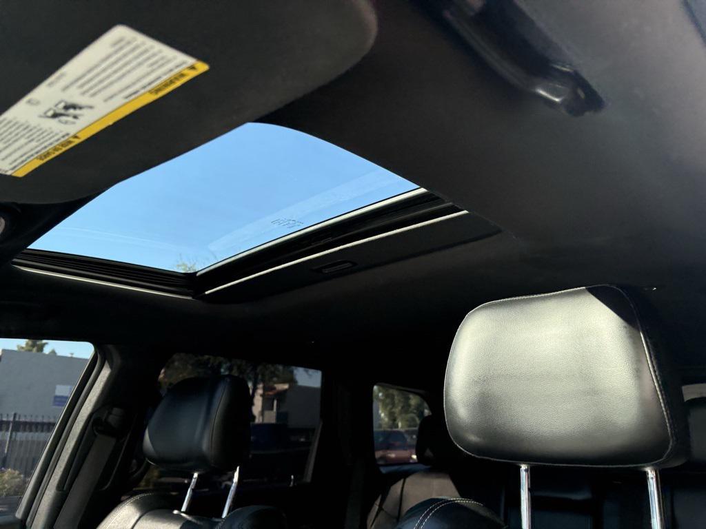 used 2017 Jeep Grand Cherokee car, priced at $14,973