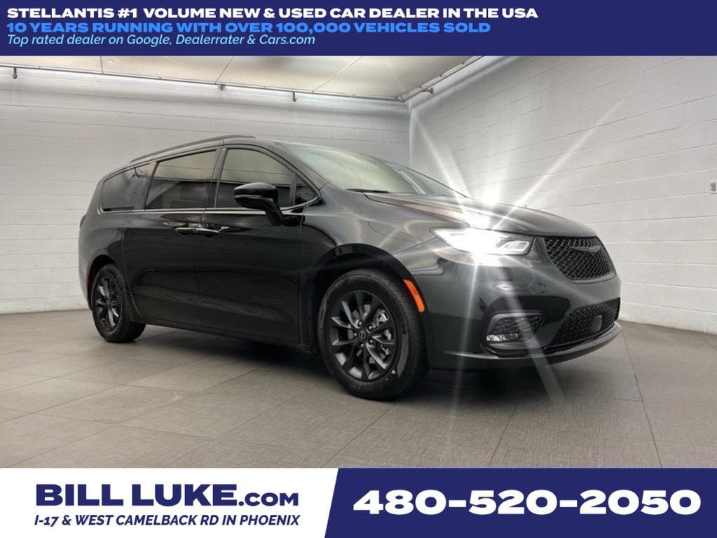 new 2025 Chrysler Pacifica car, priced at $40,868
