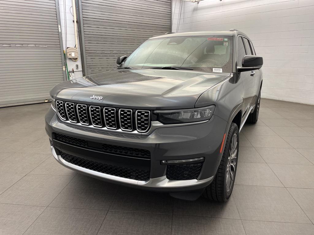 new 2025 Jeep Grand Cherokee L car, priced at $61,059