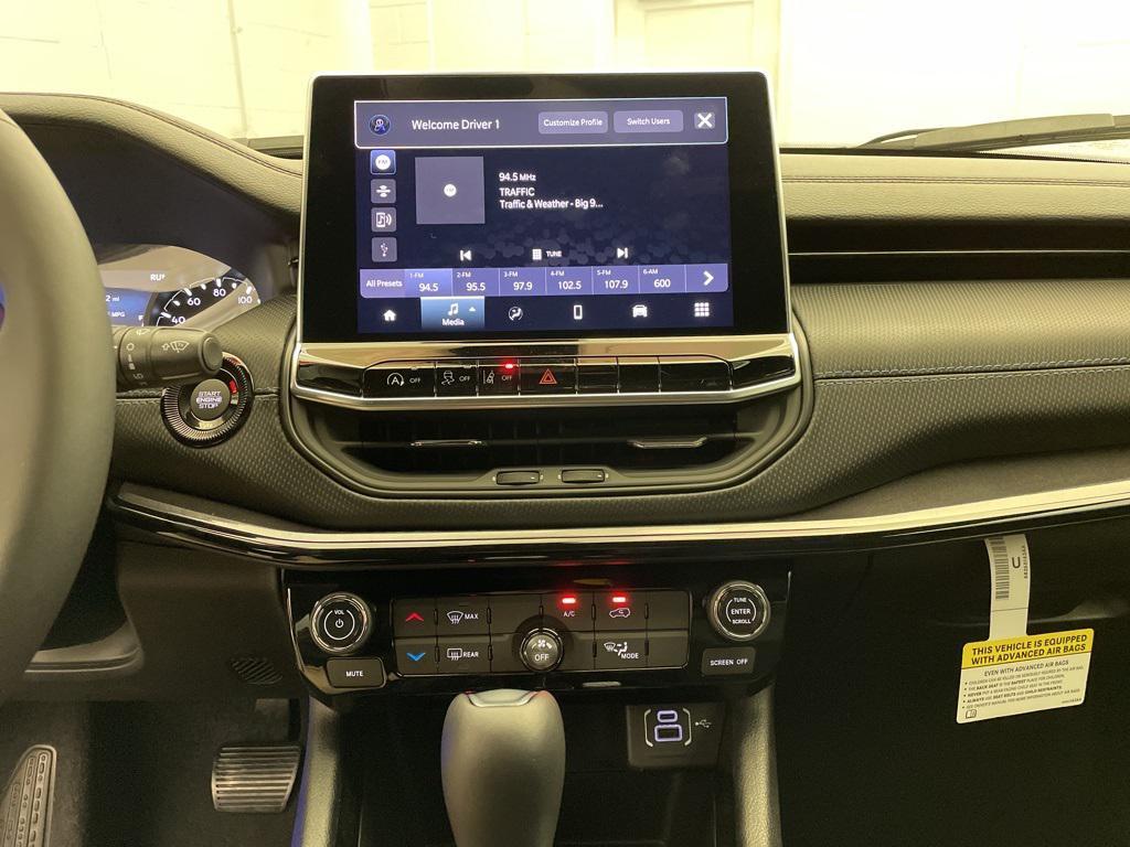 new 2025 Jeep Compass car, priced at $27,785
