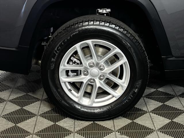 used 2022 Jeep Grand Cherokee L car, priced at $26,573