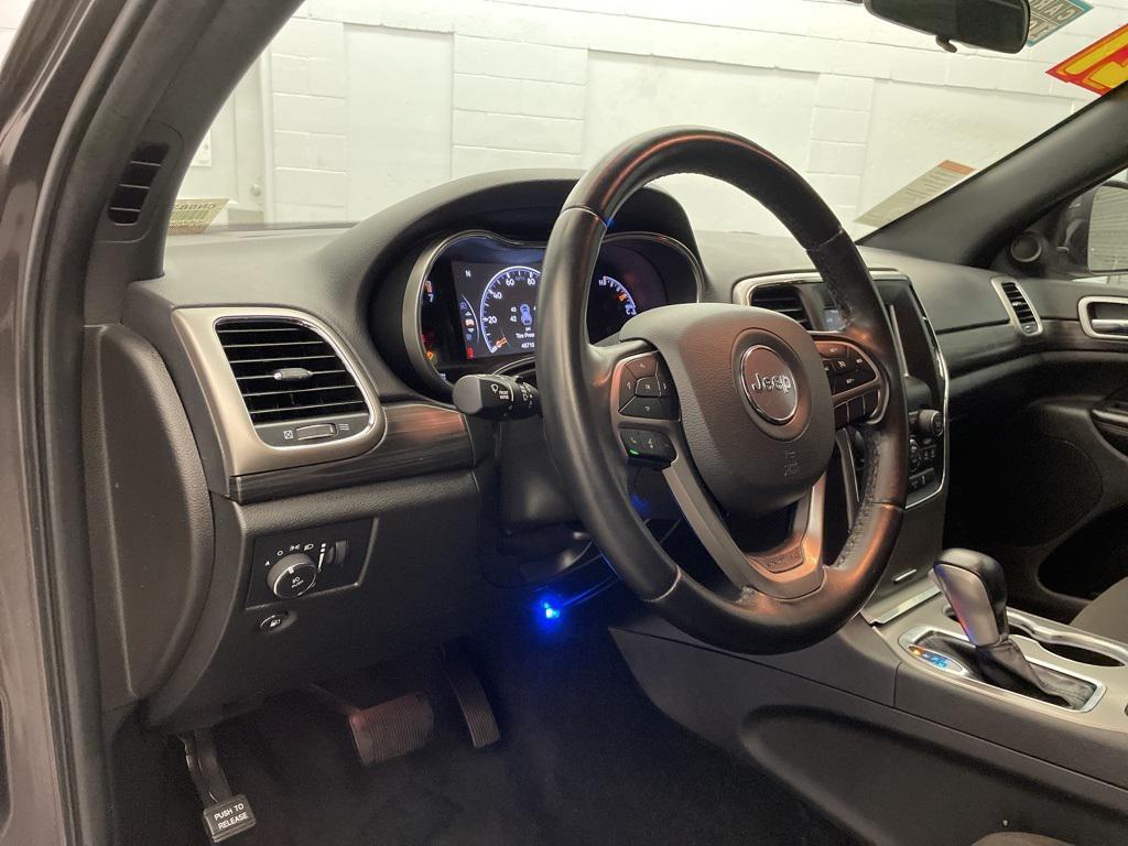 used 2021 Jeep Grand Cherokee car, priced at $19,973