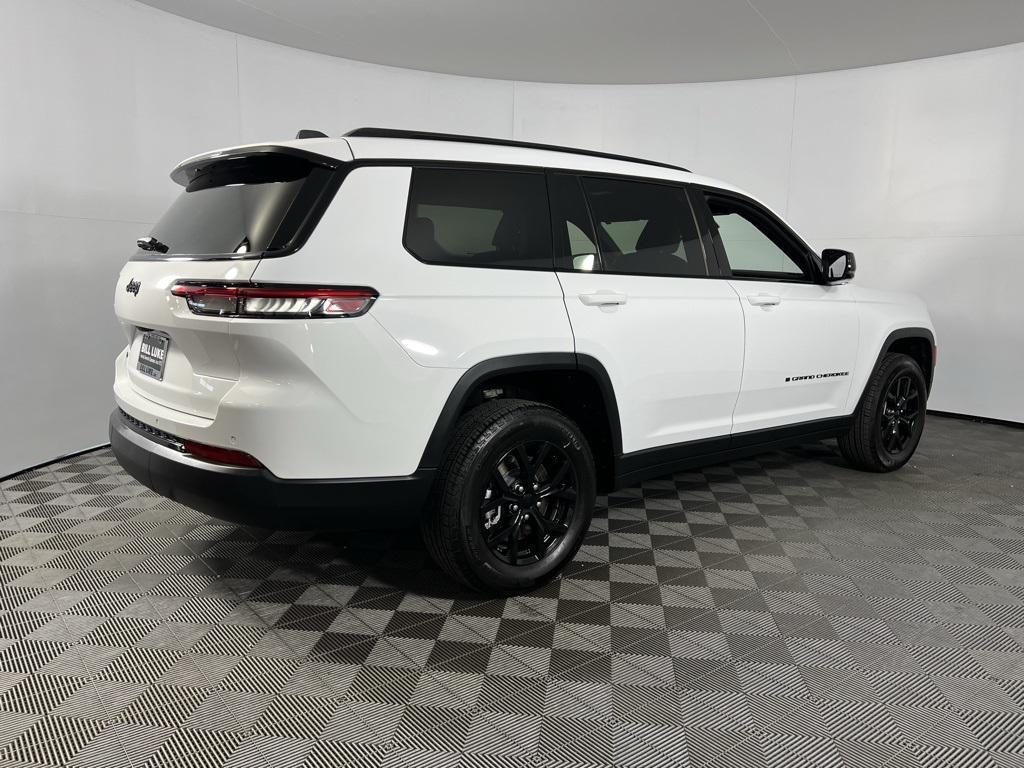 used 2025 Jeep Grand Cherokee L car, priced at $37,973