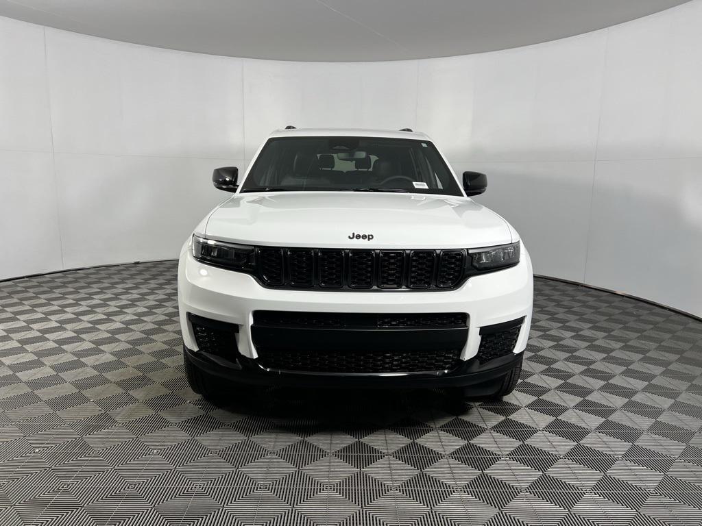 used 2025 Jeep Grand Cherokee L car, priced at $37,973