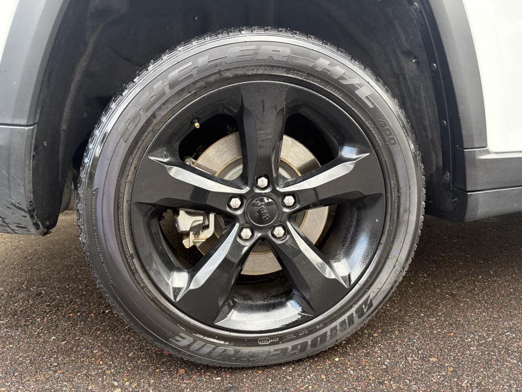 used 2022 Jeep Grand Cherokee L car, priced at $30,973