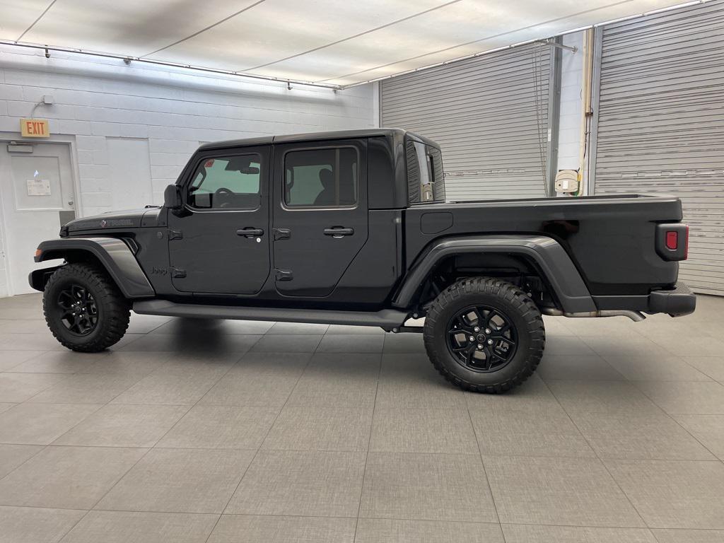new 2025 Jeep Gladiator car, priced at $40,239