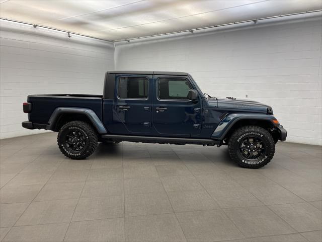 new 2025 Jeep Gladiator car, priced at $43,986