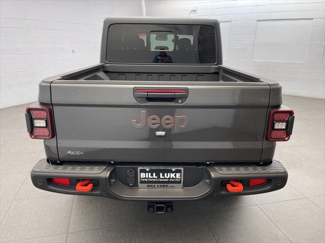 new 2024 Jeep Gladiator car, priced at $59,656