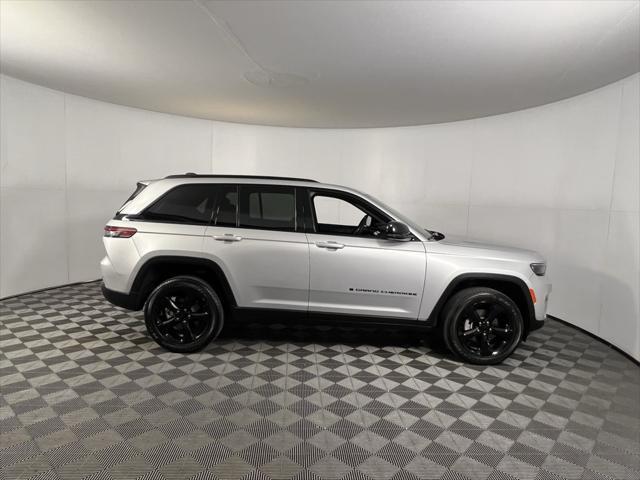 used 2023 Jeep Grand Cherokee car, priced at $33,973