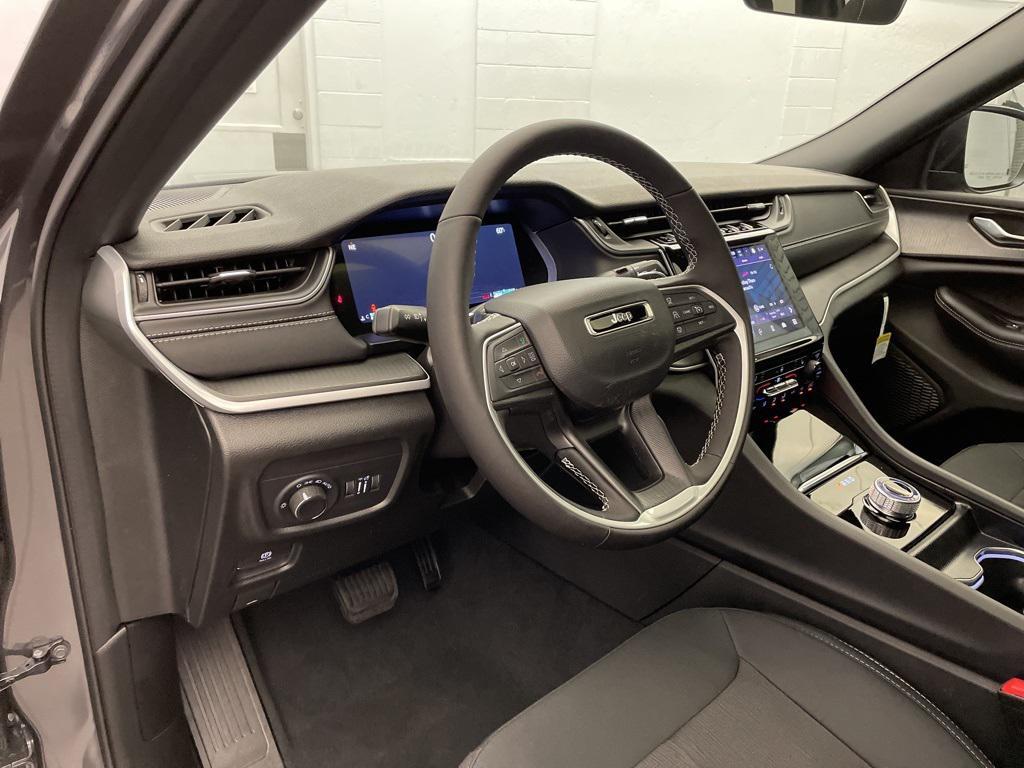 new 2025 Jeep Grand Cherokee L car, priced at $37,653