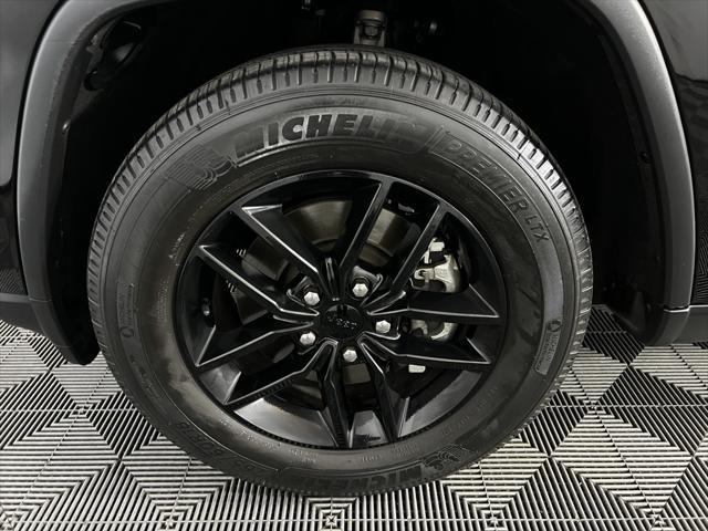used 2022 Jeep Grand Cherokee car, priced at $26,973