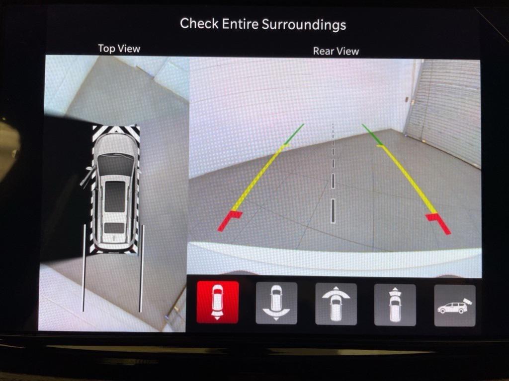 new 2026 Chrysler Pacifica car, priced at $45,477