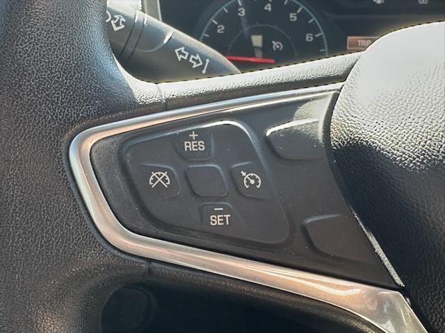 used 2018 Chevrolet Equinox car, priced at $17,273
