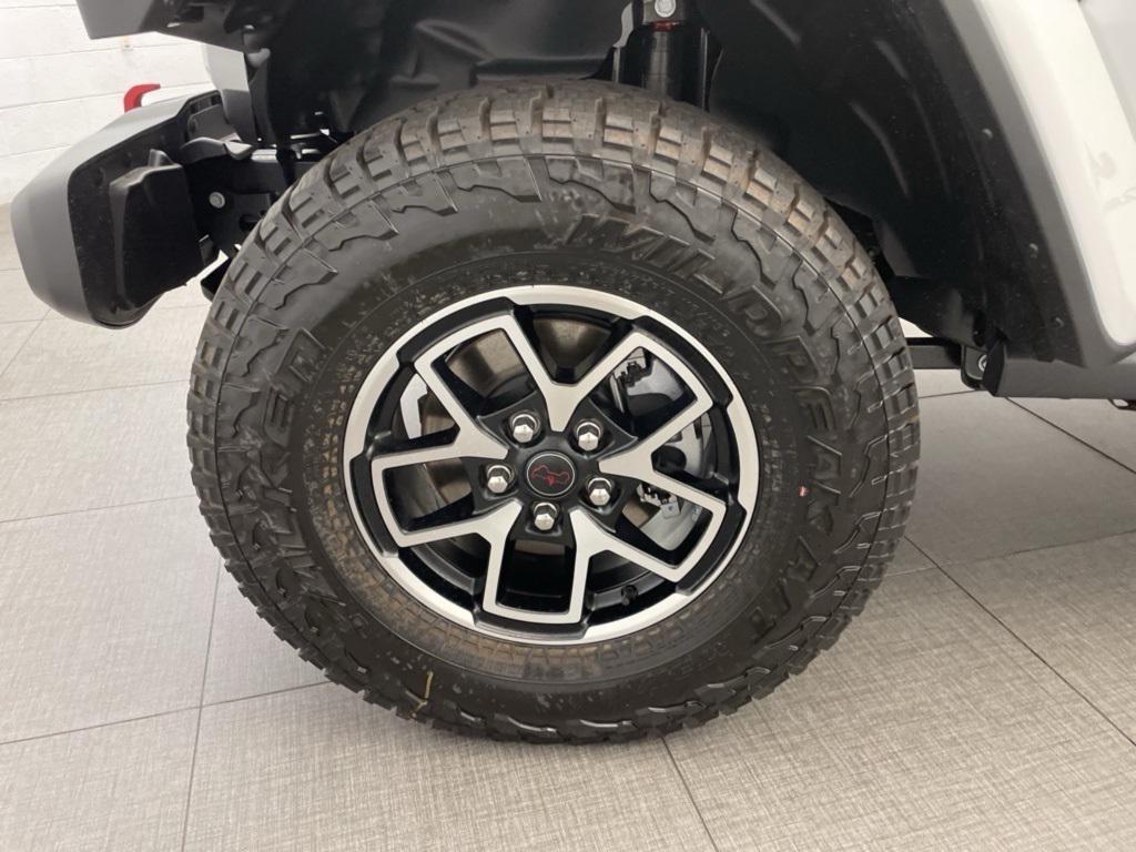 new 2025 Jeep Gladiator car, priced at $50,591