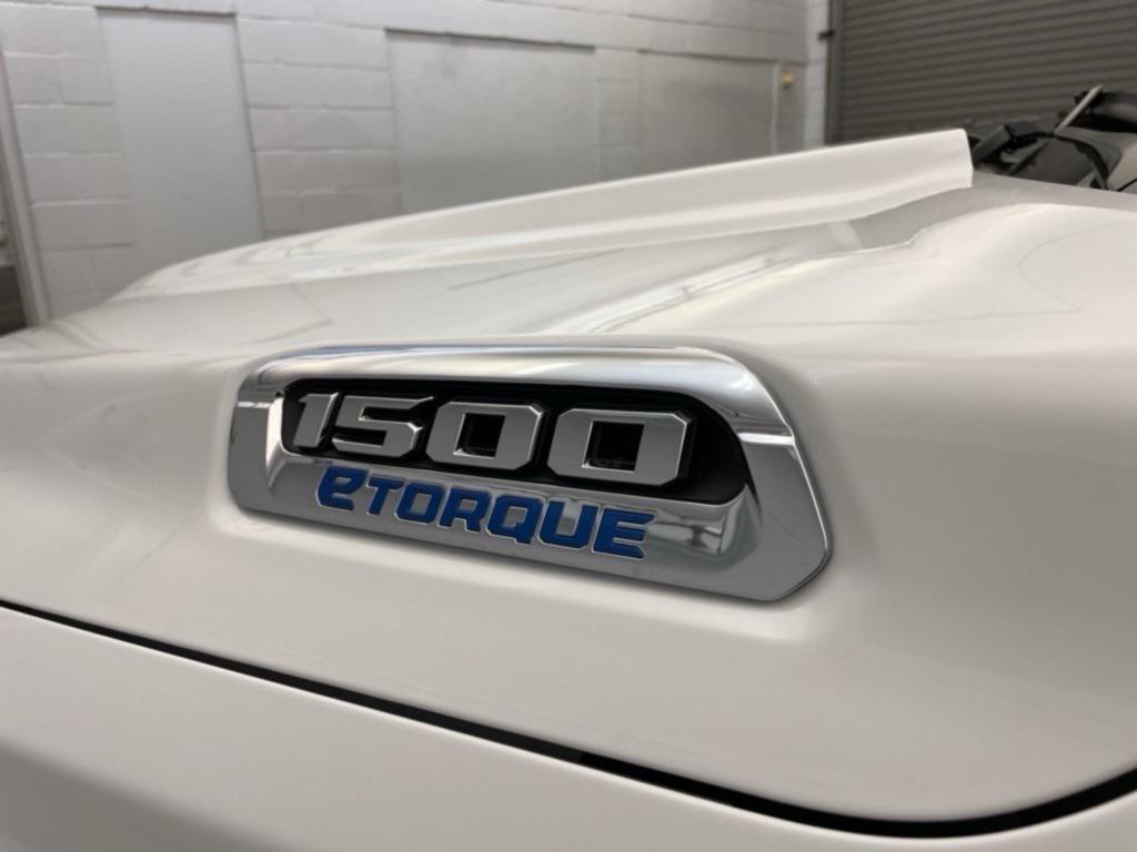 new 2025 Ram 1500 car, priced at $40,564