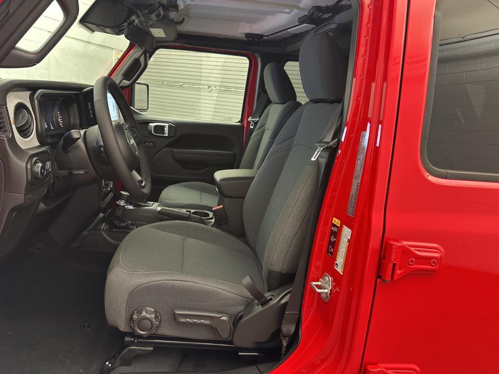 new 2025 Jeep Wrangler car, priced at $42,212