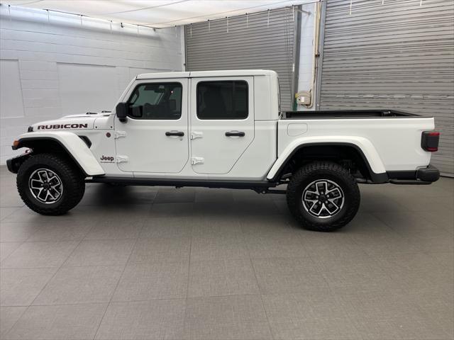 new 2024 Jeep Gladiator car, priced at $59,233
