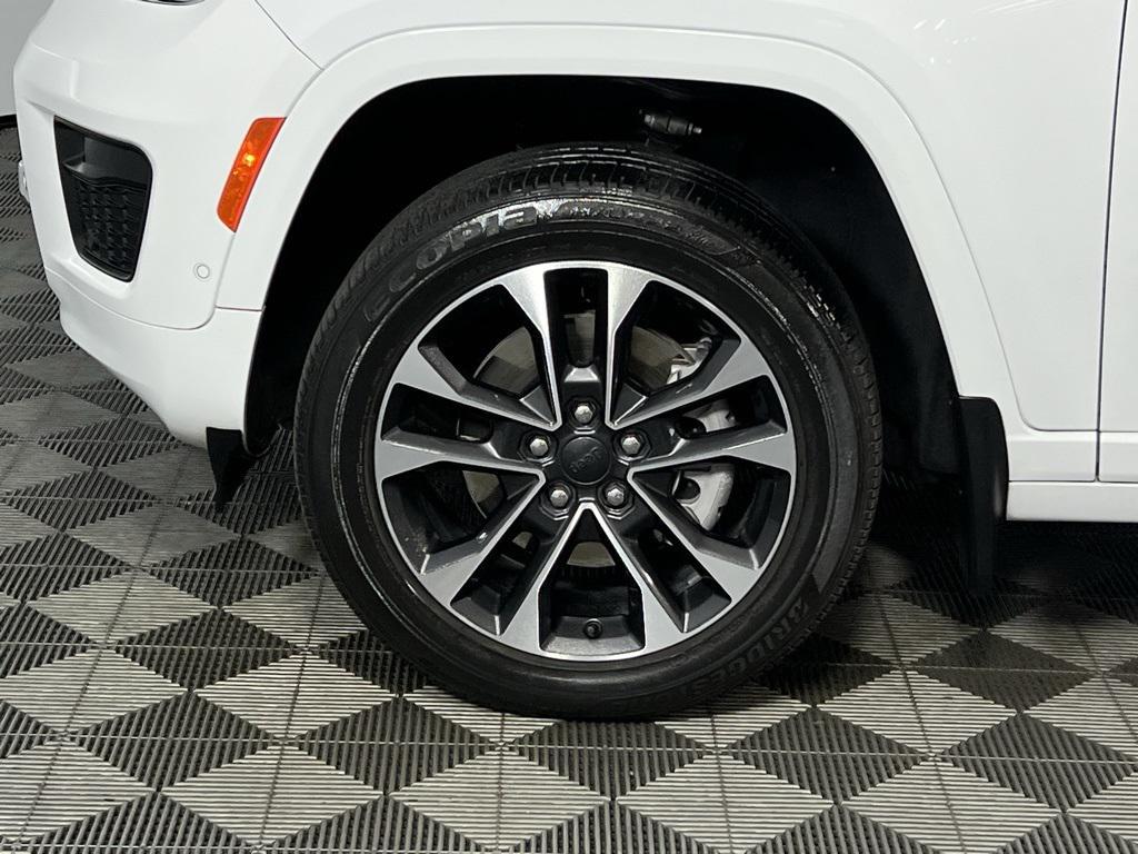 used 2023 Jeep Grand Cherokee L car, priced at $37,973
