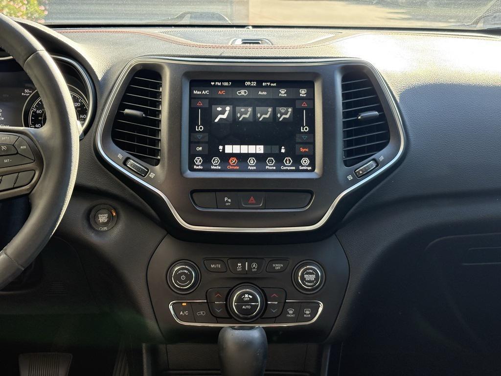 used 2020 Jeep Cherokee car, priced at $18,675