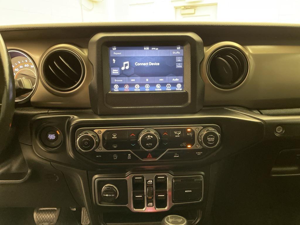 used 2021 Jeep Wrangler Unlimited car, priced at $25,573